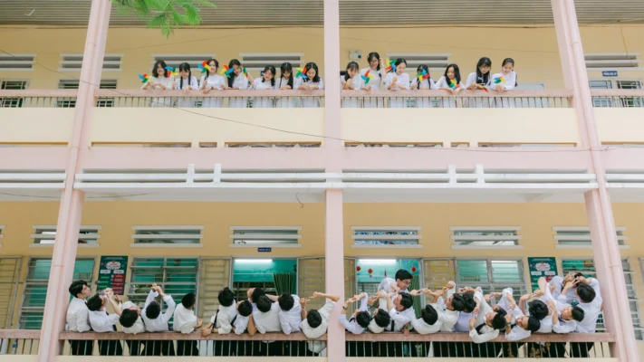 Kỷ yếu 12/1 THPT Hoàng Diệu - Kỷ yếu Đà Nẵng