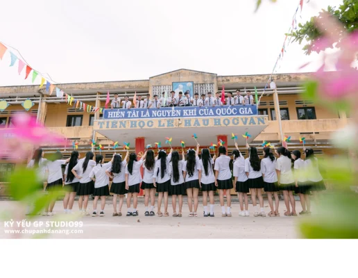 Kỷ yếu Lớp 9/1 Trường THCS Võ Như Hưng Kỷ yếu Đà Nẵng GP Studio99