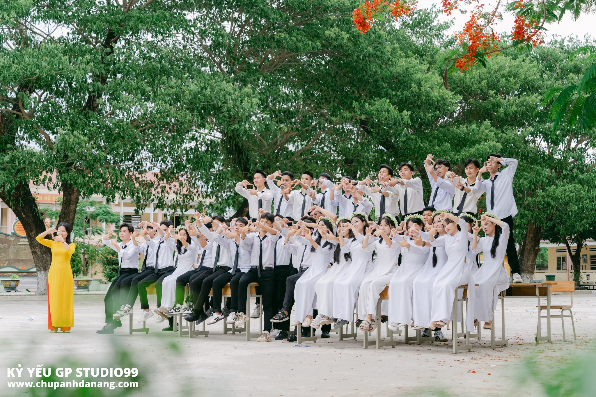Bảng giá kỷ yếu Nghệ An 22 ưu đãi kỷ yếu Đà Nẵng