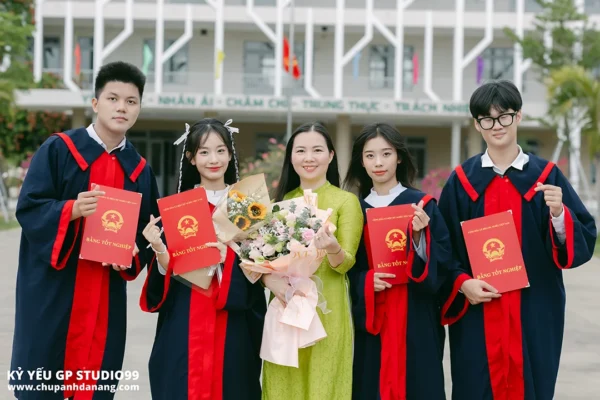 ky yeu 12 2 thpt nguyen van thoai da nang 18